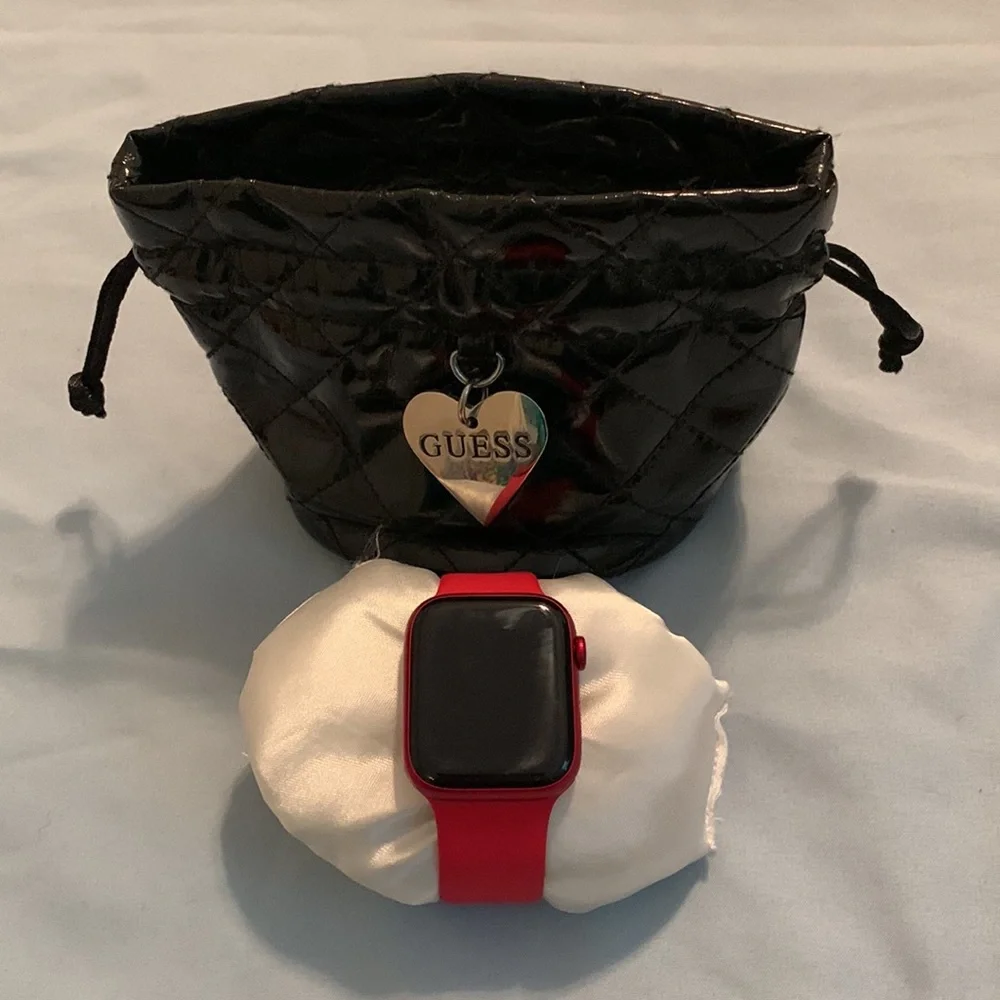 Guess Patent Leather Jewelry / Watch Travel Pouch